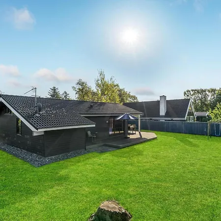 Gorgeous In With Kitchen * Slagelse