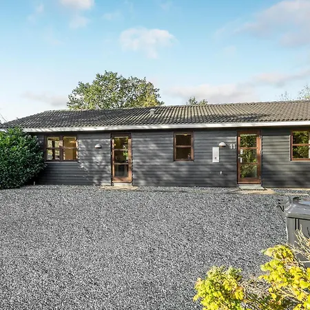 Gorgeous In With Kitchen 別荘 スラーエルセ