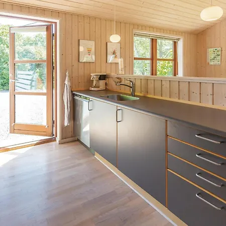 別荘 Gorgeous In With Kitchen